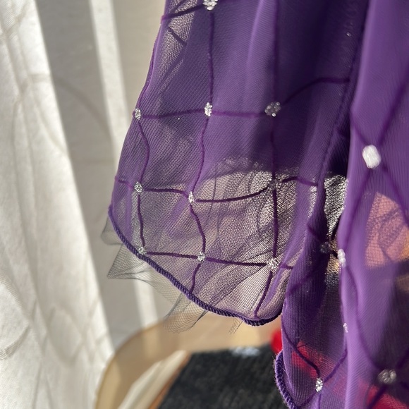 Beautiful purple dress - Picture 5 of 6